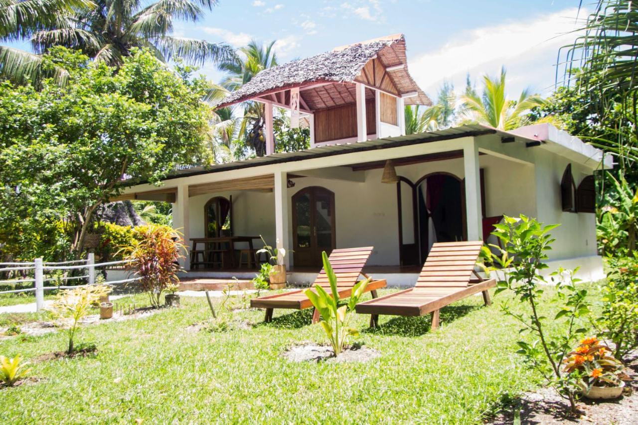 Analatsara Eco Lodge Ile aux Nattes Exterior photo